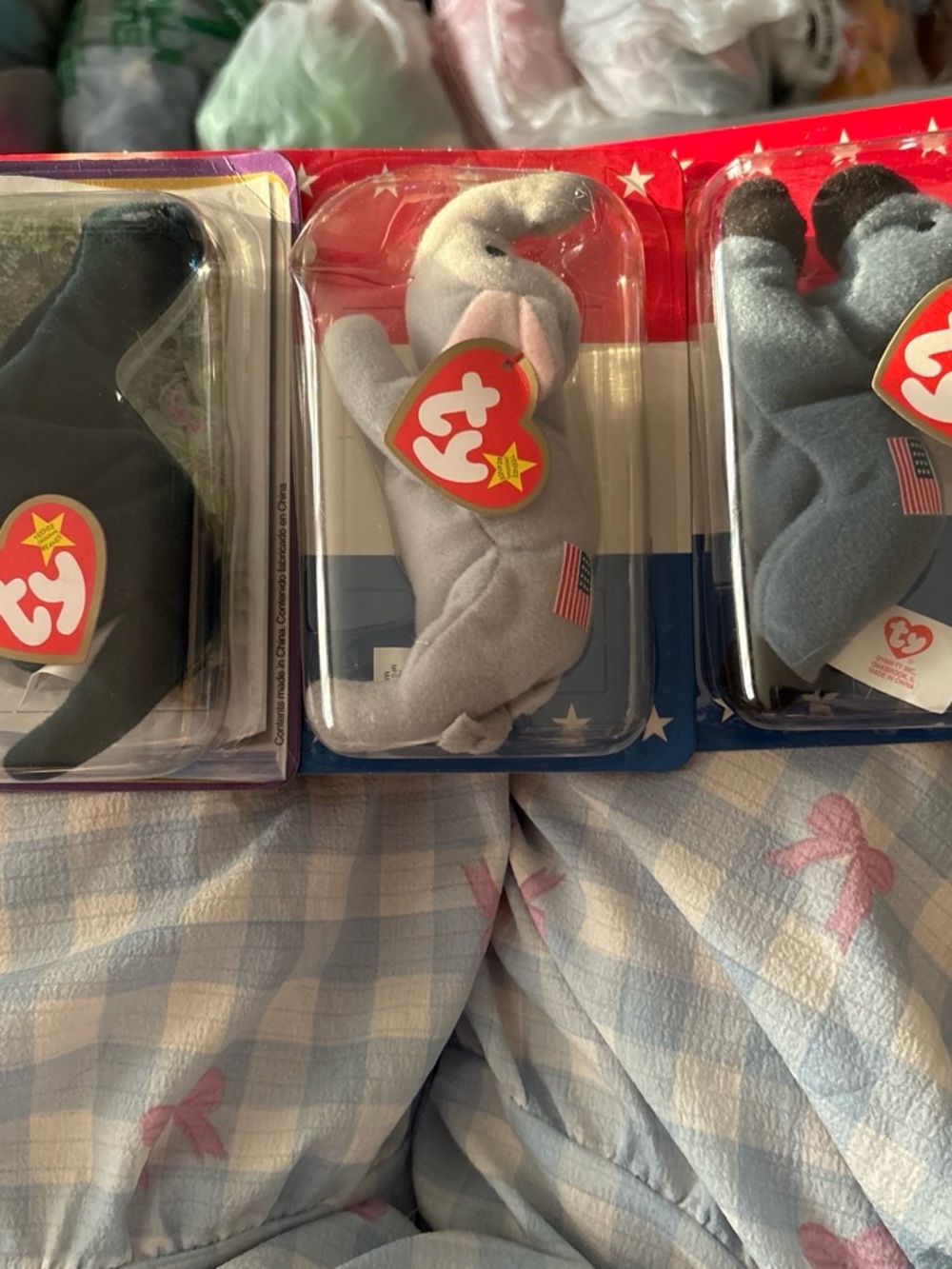 Ty Gray Dolphin Beanie Baby Plush with Flag Tag